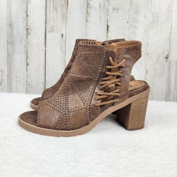 Not Rated Brown Open Toe Ankle Booties Size 7.5 - Picture 2 of 9